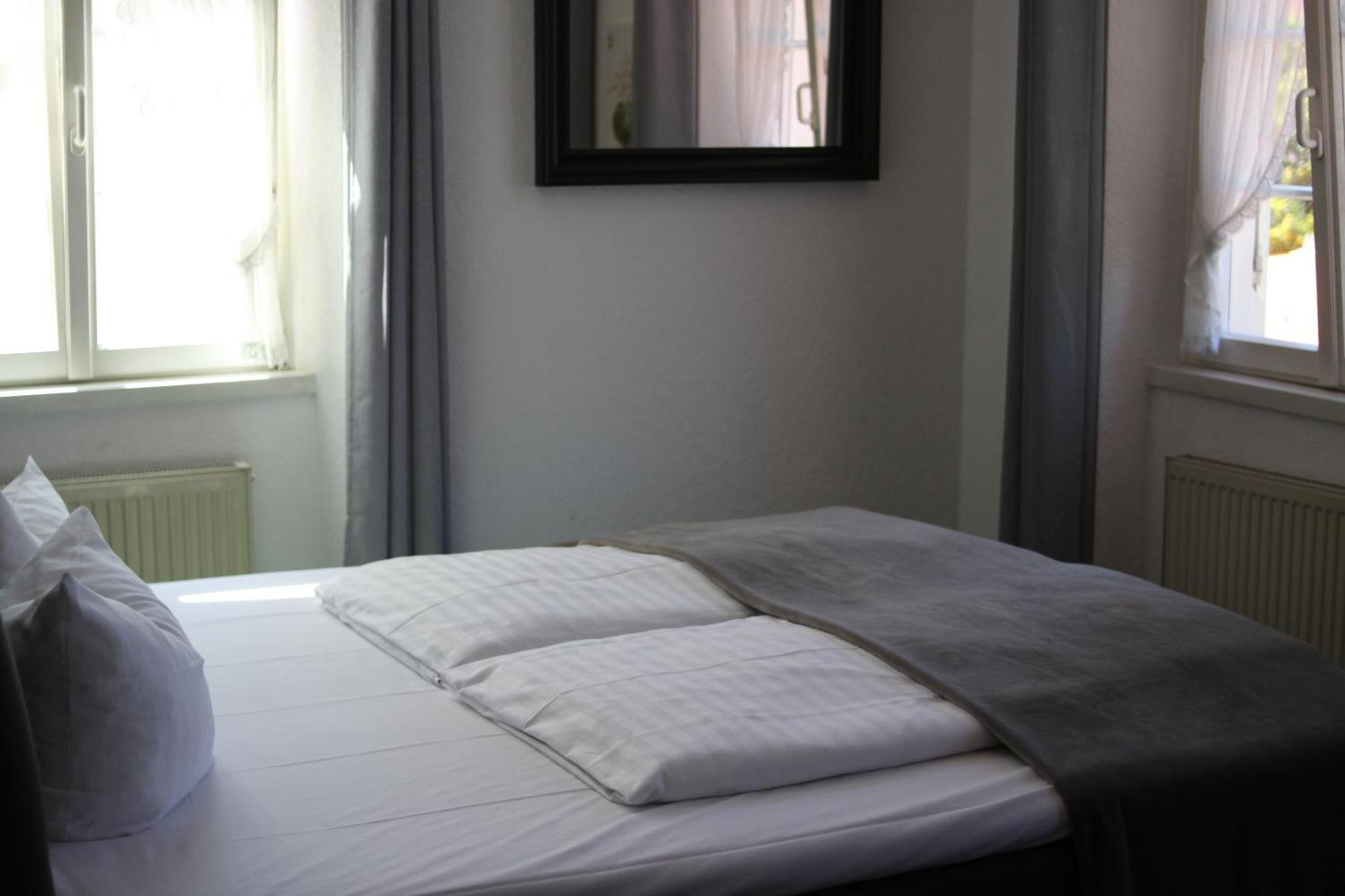 Hotel Restaurant Erbprinz Walldorf Екстер'єр фото