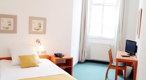 Hotel Restaurant Erbprinz Walldorf Екстер'єр фото
